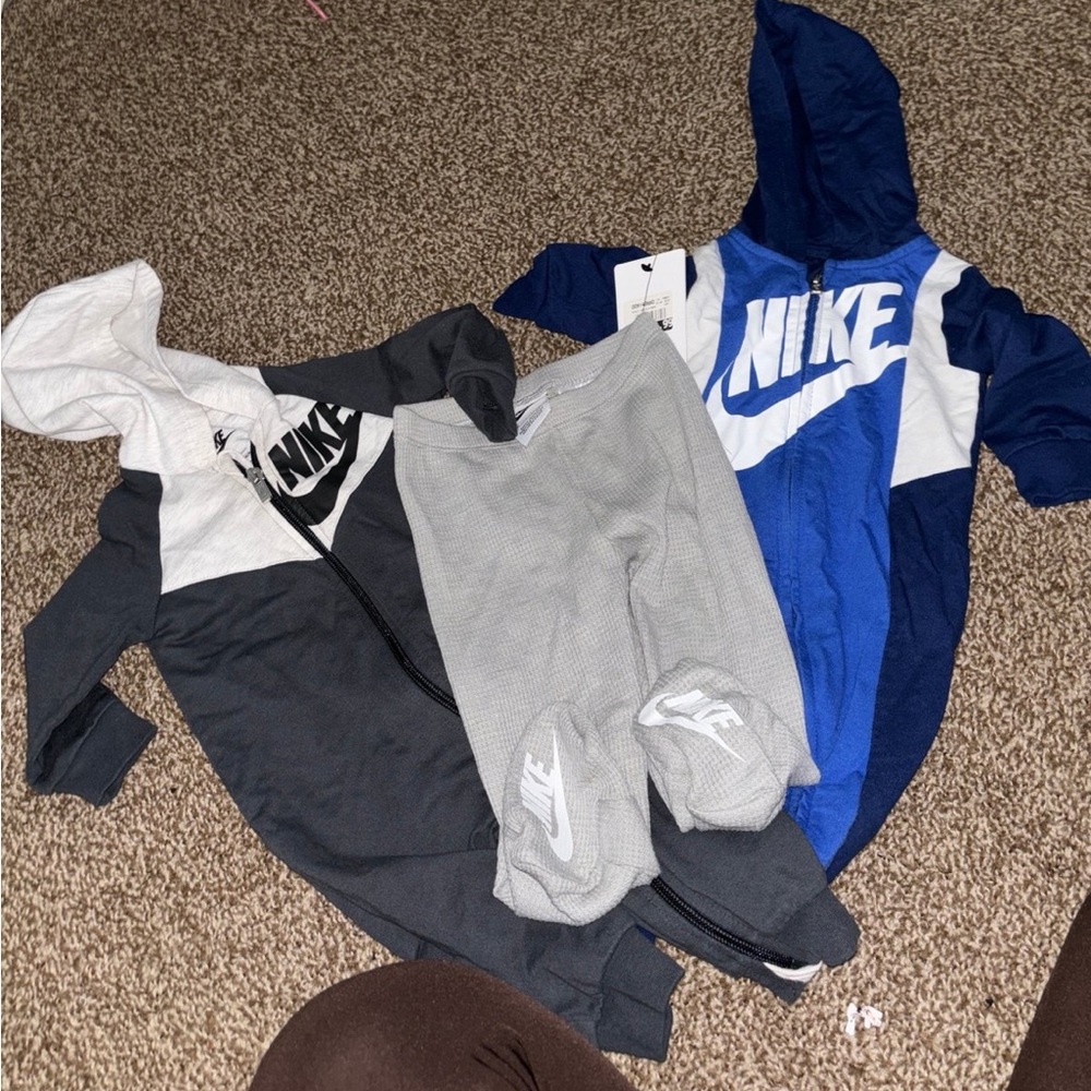 nike lot